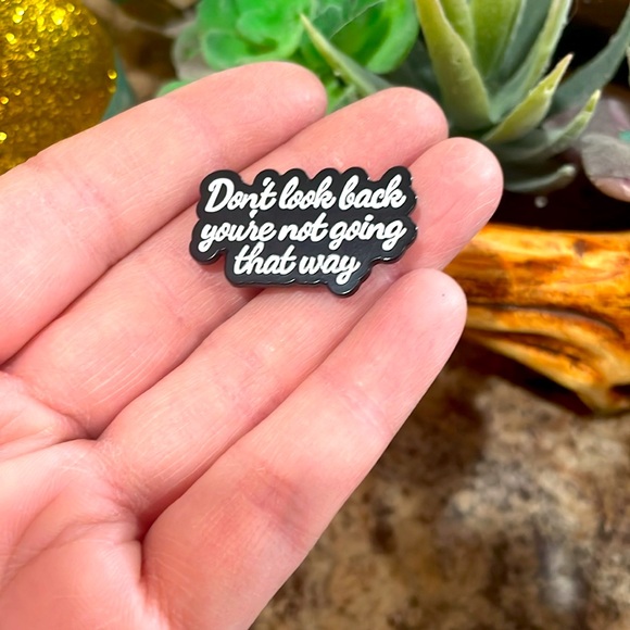 Inspirational Pin - Picture 6 of 6